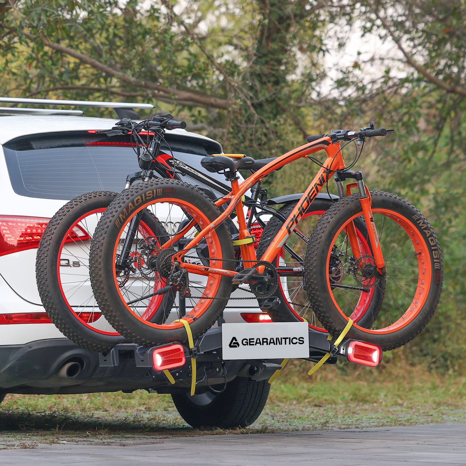 2 E-Bike Foldable Hitch Mount Rack with Light for 2" Receiver SUV & Trucks, Up to 4'' Fat Tire, Lockable Hitch Racks for E-Bike with Ramp and Wheels, 200 LBS Capacity